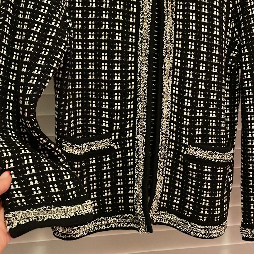 Tweed jacket - Picture 2 of 8